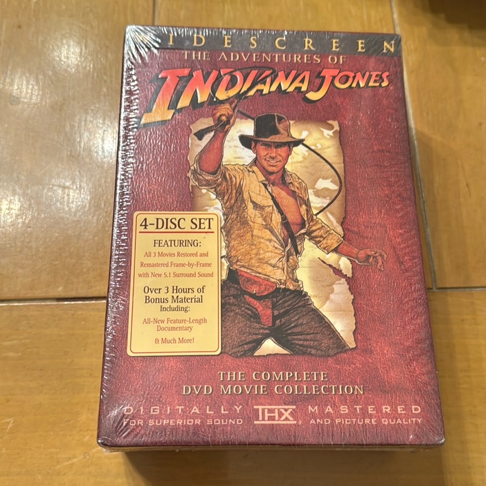 The adventures of Indiana Jones 4 disc set sealed NWT